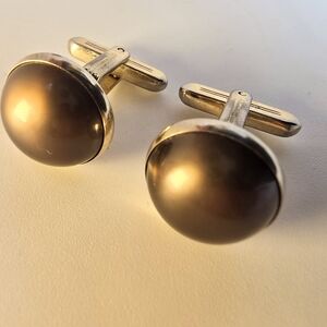 Sophisticated Gold and Brown  HICKOK Cufflinks. Pre Owned Used In Fair Condion.